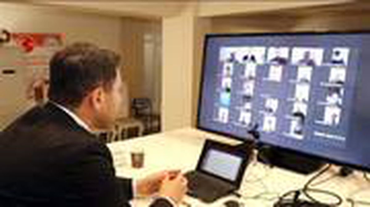 Din görevlilerine online seminer verildi