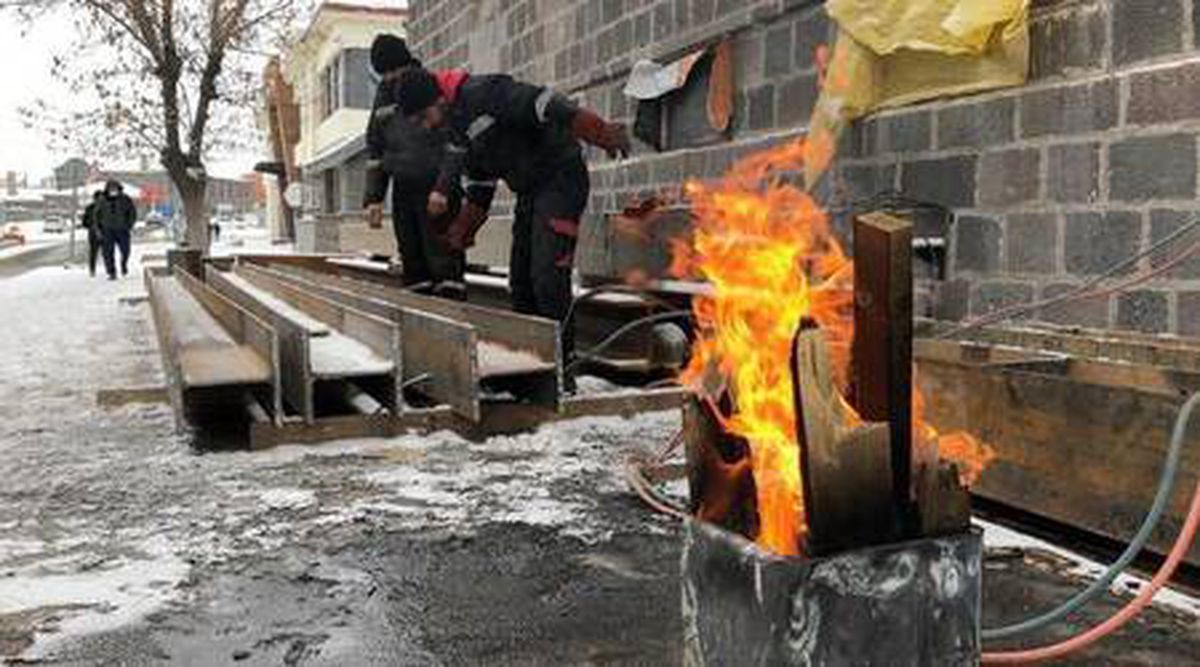 Kars\'ta kar yağışı