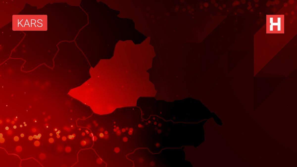 Kars'ta kar yağışı hayatı etkiliyor