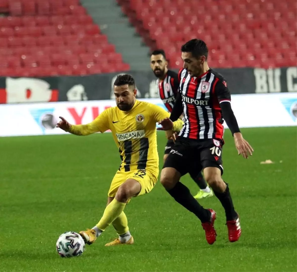 TFF 1. Lig: Samsunspor: 1 Menemenspor: 1