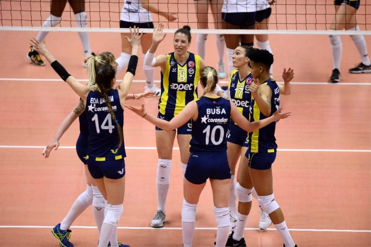 Fenerbahçe Kadın Voleybol Takımı CEV Şampiyonlar Ligi ilk maçında galip