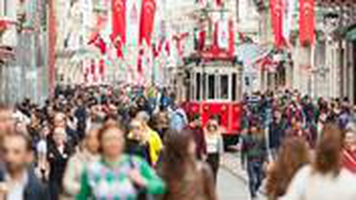 Dikkat çeken ekonomi anketi! Çoğunluk gidişatla ilgili umutsuz olmasına rağmen çıkış yolunu Erdoğan'da buluyor