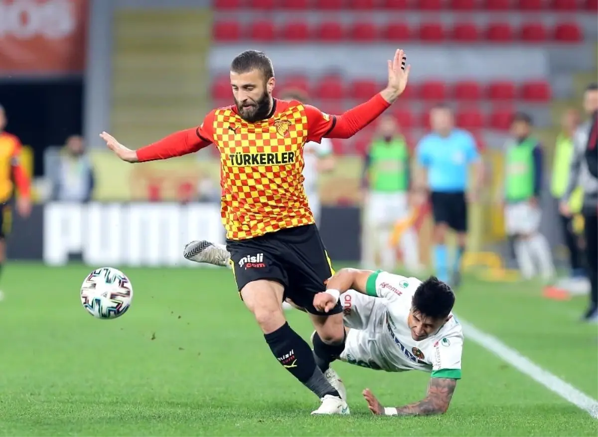 Göztepe konuk ettiği Alanyaspor\'u 1-0 mağlup etti