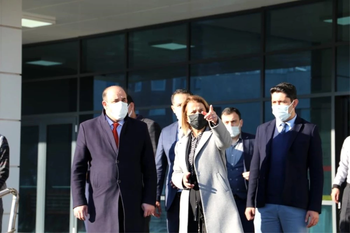 Vali Becel, Nevşehir Devlet Hastanesini ziyaret etti