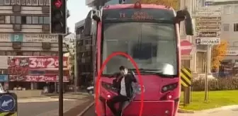 Bursa'da gençlerin tehlikeli yolculuğu kamerada