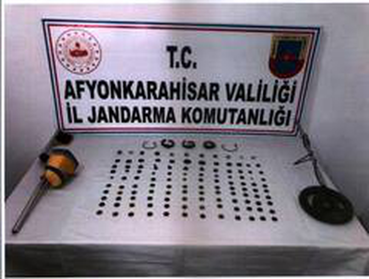 Afyonkarahisar\'da tarihi eser operasyonunda 1 şüpheli yakalandı