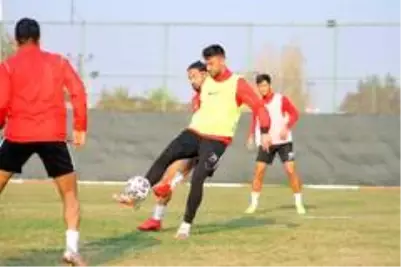 Atakaş Hatayspor, Fatih Karagümrük maçının hazırlıklarına başladı Atakaş Hatayspor, Fatih Karagümrük maçının hazırlıklarına başladı