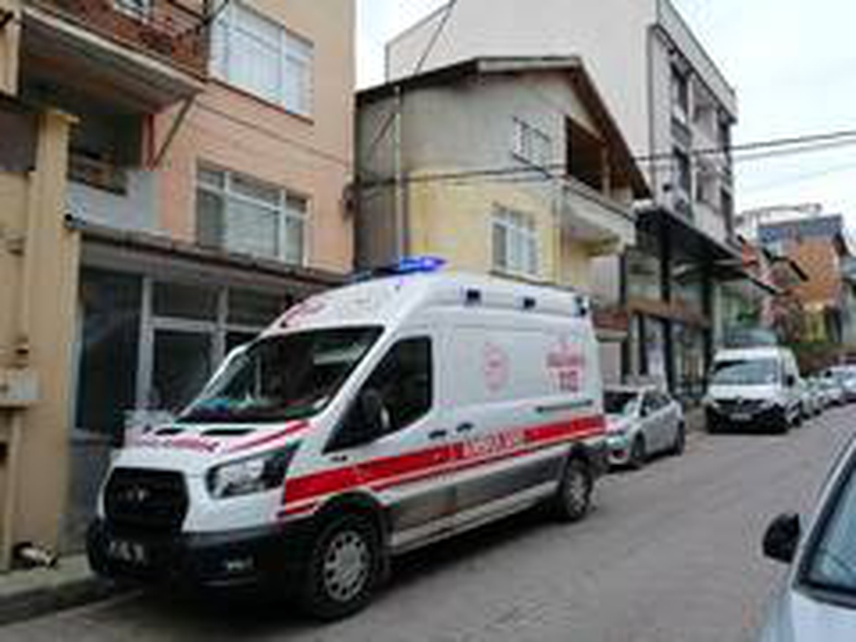 Kocaeli\'de yaşlı kadın yakınları tarafından ölü bulundu