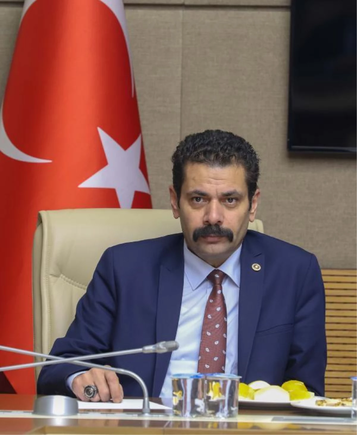 MHP\'li Kalyoncu: İzmir\'in suyunun yüzde 40\'ı, musluğa gelmeden yok oluyor