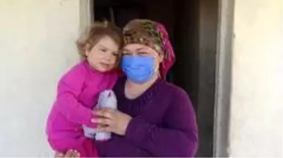 Sokağa atıldılar, kapısız penceresiz tek odalı eve sığındılar Sokağa atıldılar, kapısız penceresiz tek odalı eve sığındılar