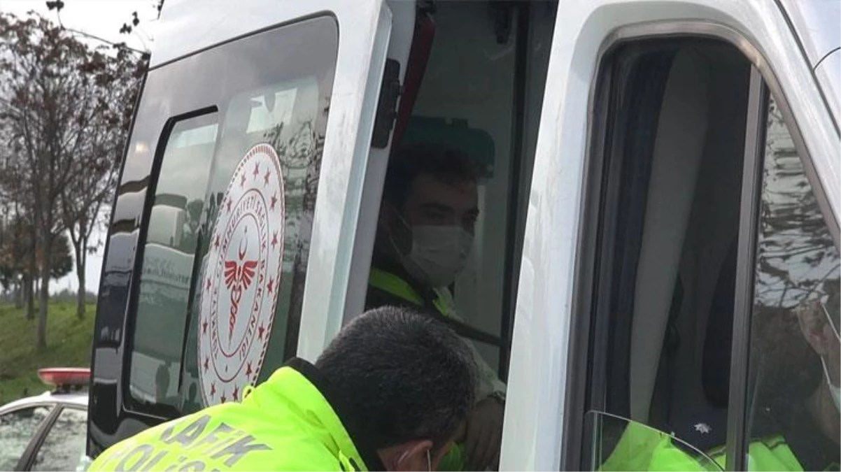 TEM Otoyolu\'nda vatandaşlara sarkıntılık eden alkollü şahıs, polis ekiplerine saldırdı