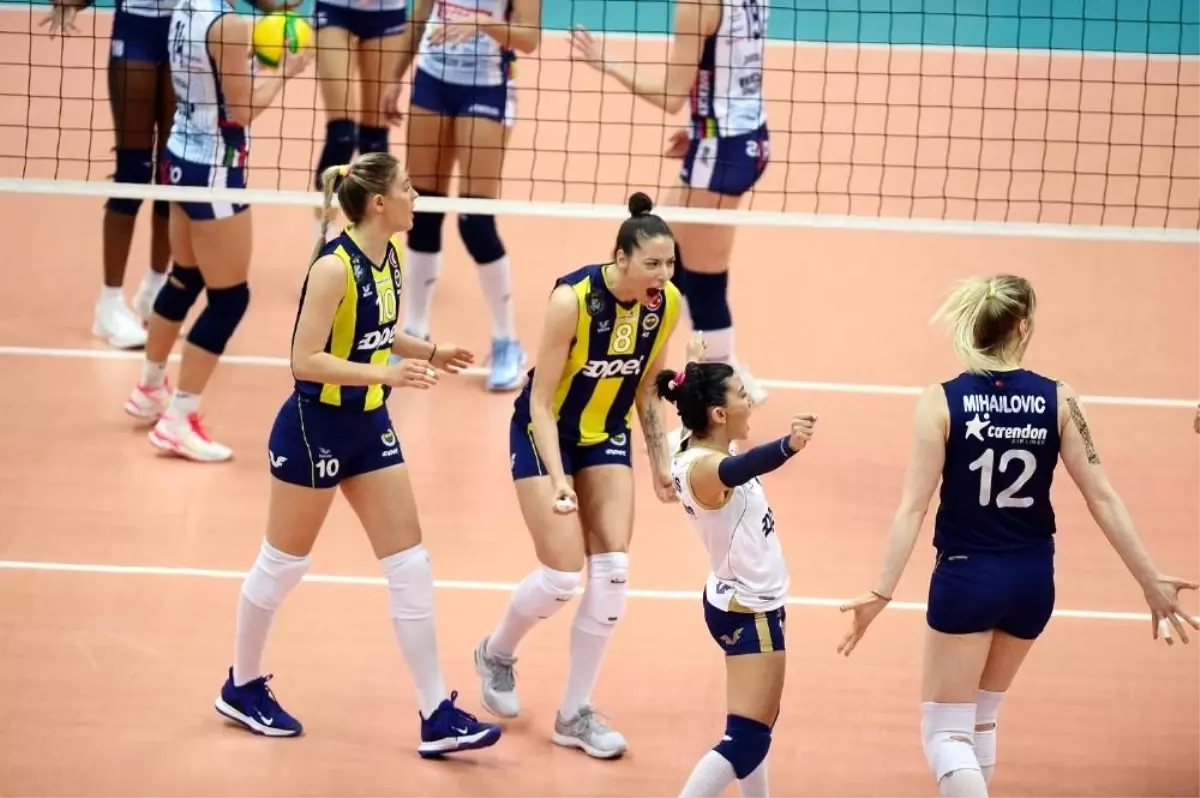 Fenerbahçe, Imoco Conegliano\'ya 3-0 mağlup oldu