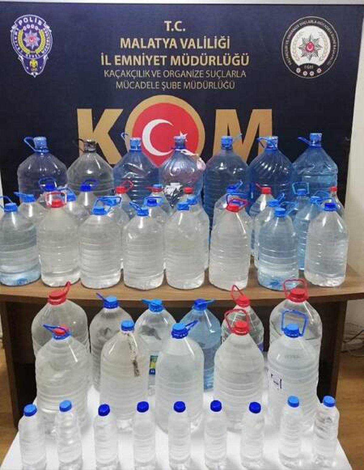 Son dakika haberleri: Malatya\'da 321 litre sahte içki ele geçirildi