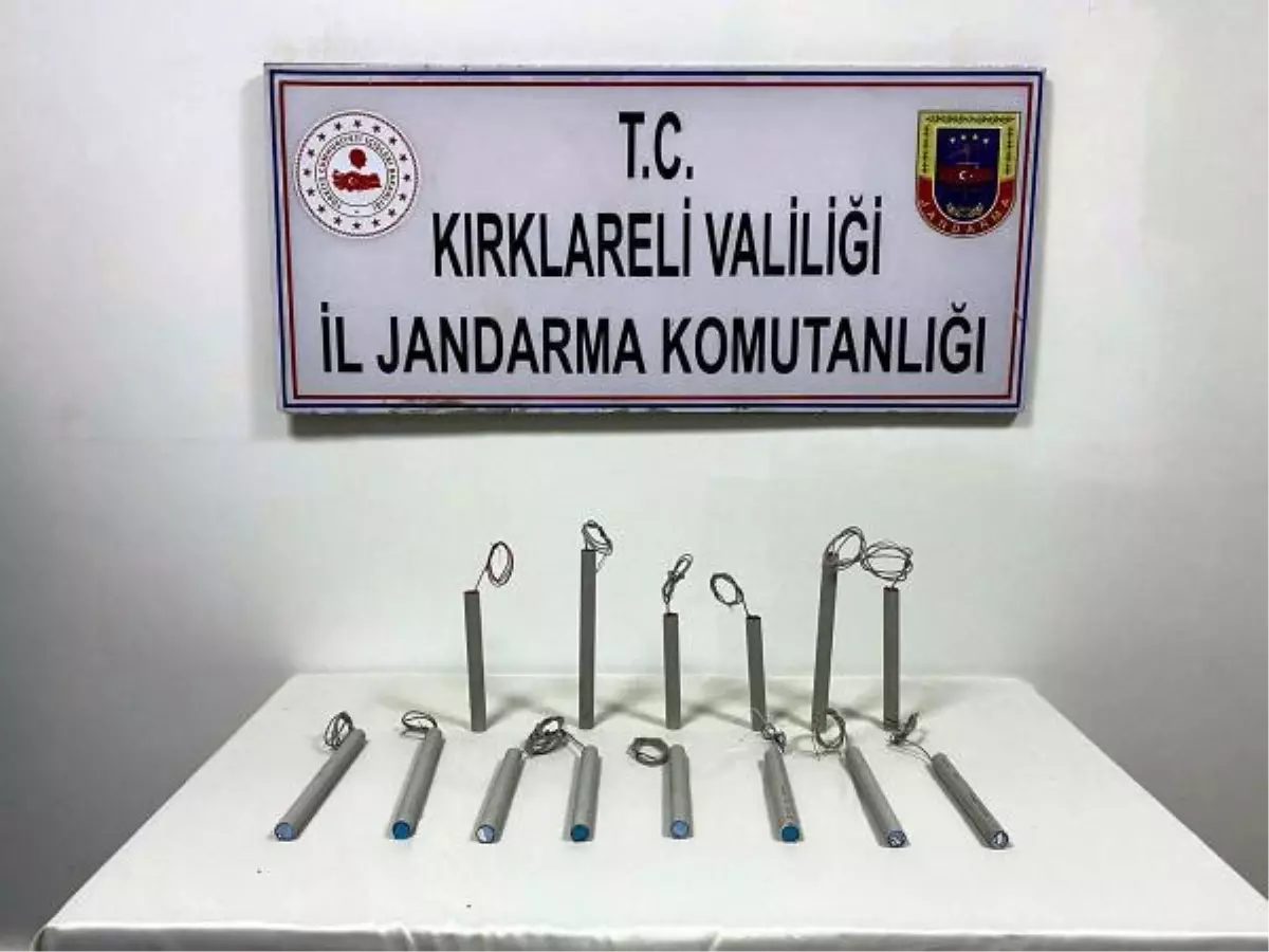 Otomobilde patlayıcı düzenekleriyle yakalandı