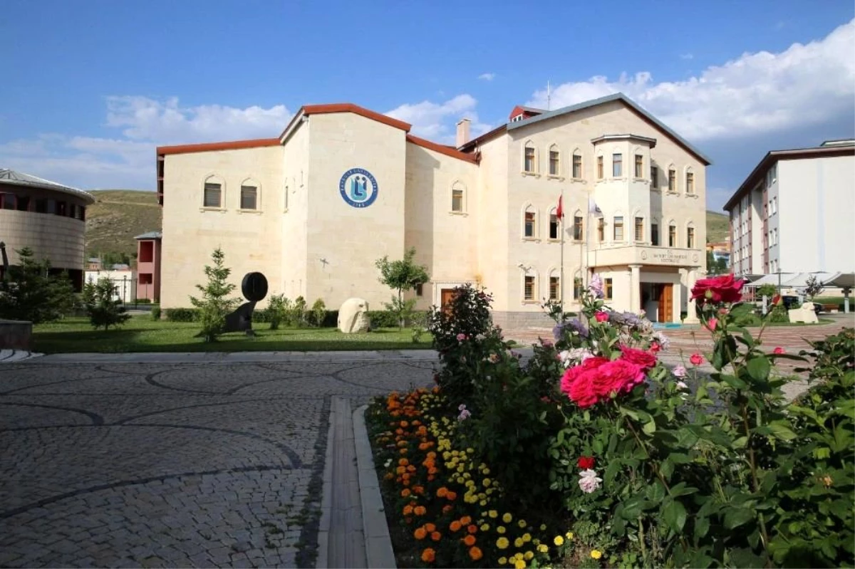 Bayburt Üniversitesi URAP dünya sıralamasında ilk 3 binde