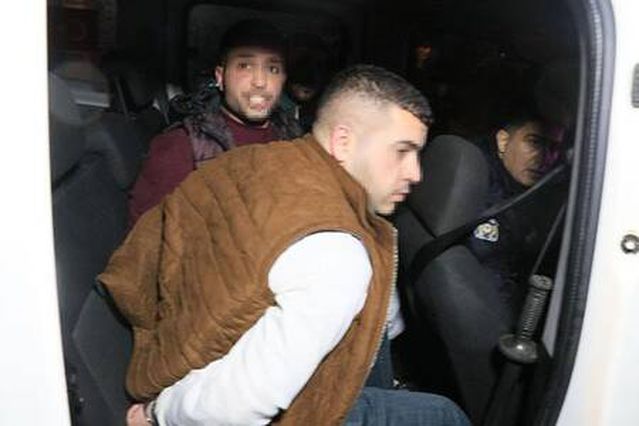 'Dur' ihtarına uymayıp kaçtılar, kovalamaca sonucu yakalandılar