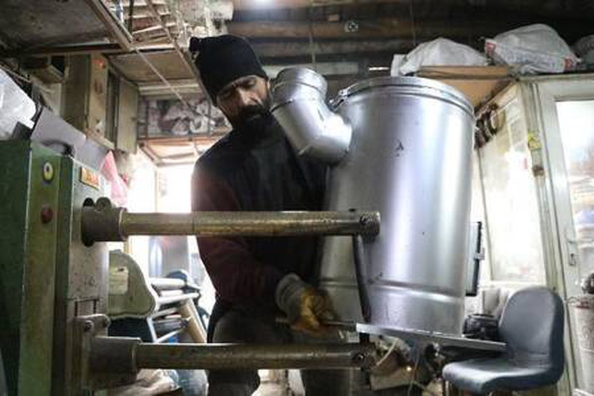 Hakkari\'ye doğalgaz geldi, sobacının siparişleri azaldı