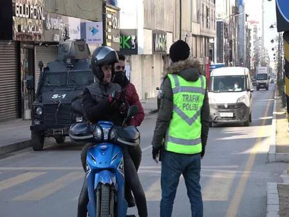Kısıtlama denetiminde maske cezası yedi
