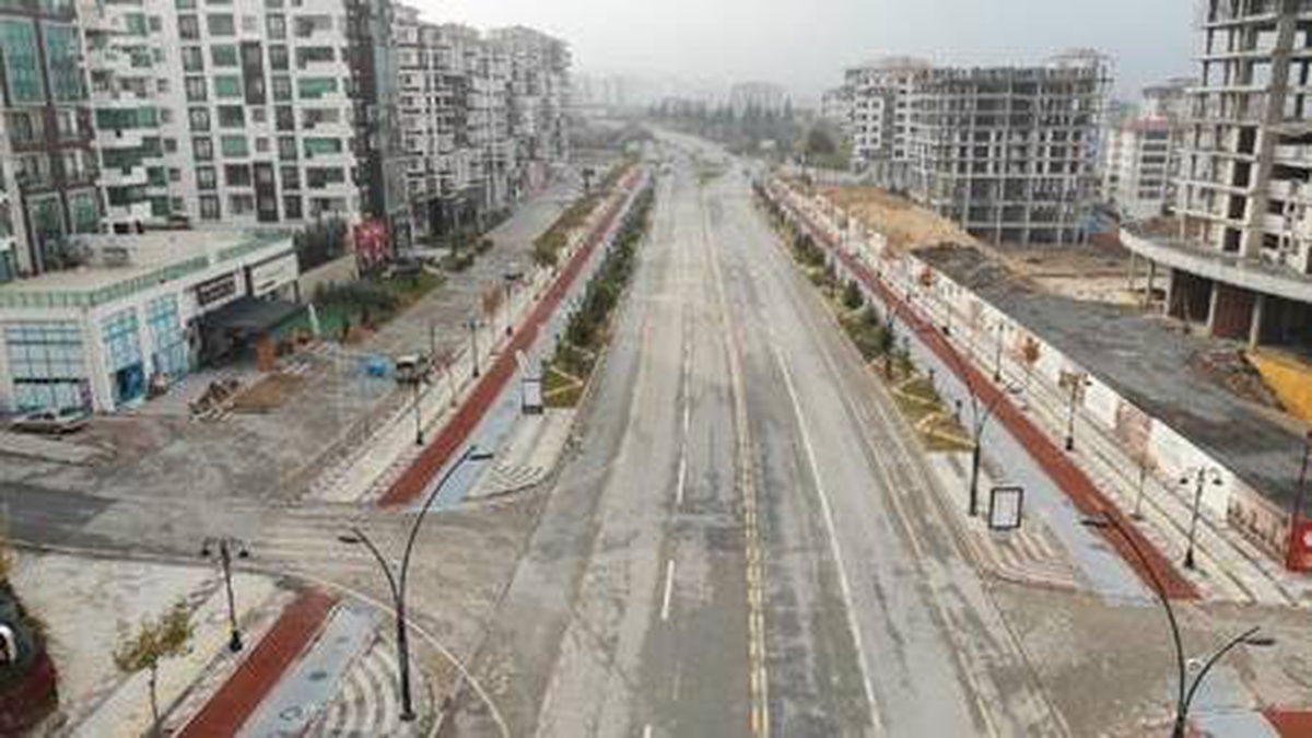 Malatya\'da hafta sonu kısıtlamasında sokaklar boş kaldı