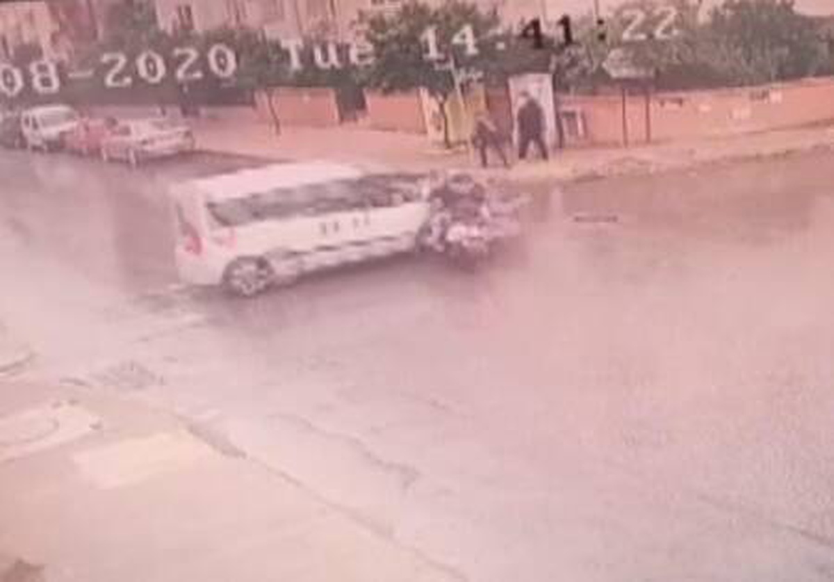 Son dakika: Mersin\'de motosiklet kazaları güvenlik kameralarında