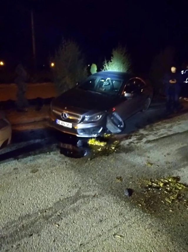 Son dakika haber | Polisten kaçıp kaza yaptı, otomobilden eroin çıktı