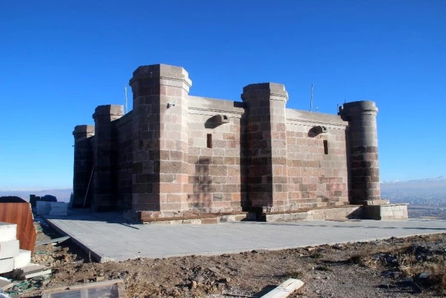 Selçuklu yadigarı 778 yıllık köşk gök gözlem evi olacak