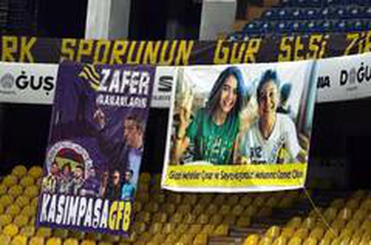 Süper Lig: Fenerbahçe: 0 Yeni Malatyaspor: 1 (Maç devam ediyor)