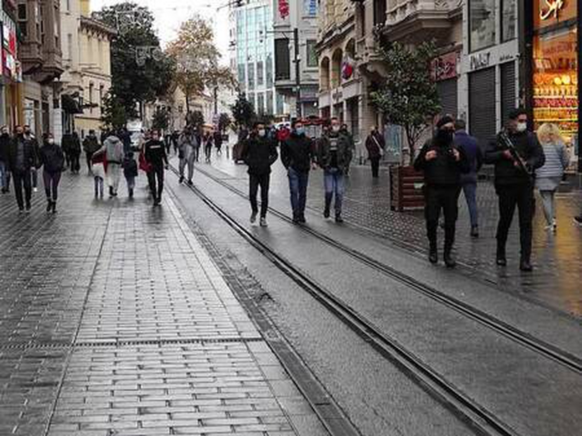 Taksim Meydanı ve İstiklal Caddesi turistlere kaldı