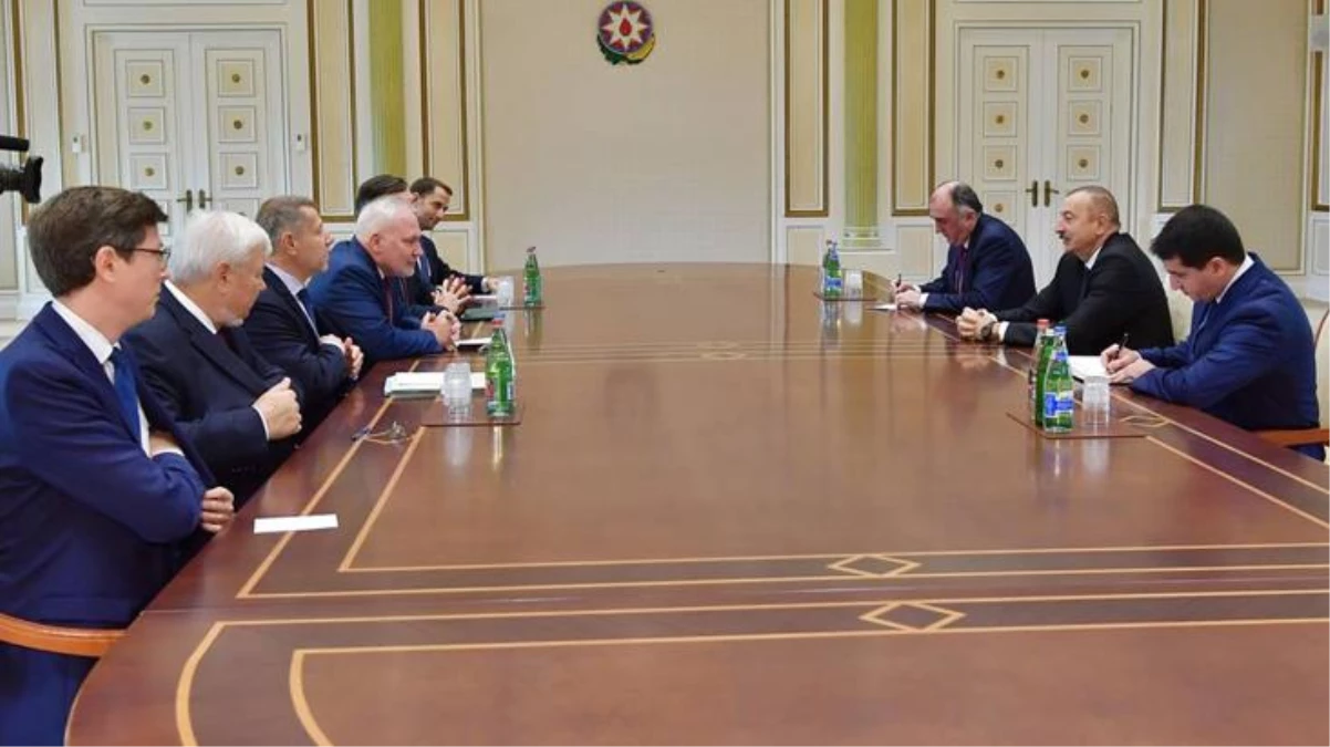 Azerbaycan Cumhurbaşkanı Aliyev\'den Minsk Grubu\'na ayar: Sizi buraya ben çağırmadım, hadi konuşun, sizi dinliyorum