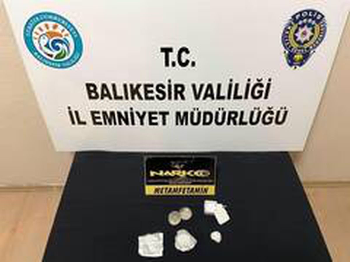 Balıkesir\'de 12 şüpheli şahsa uyuşturucu operasyonu