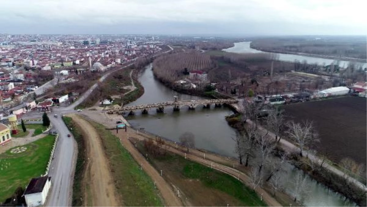 Edirne\'de nehirlerin debileri 3 kat artı