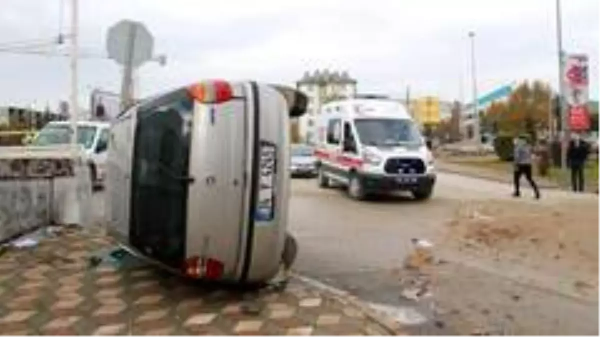 Elazığ\'da trafik kazası: 4 yaralı