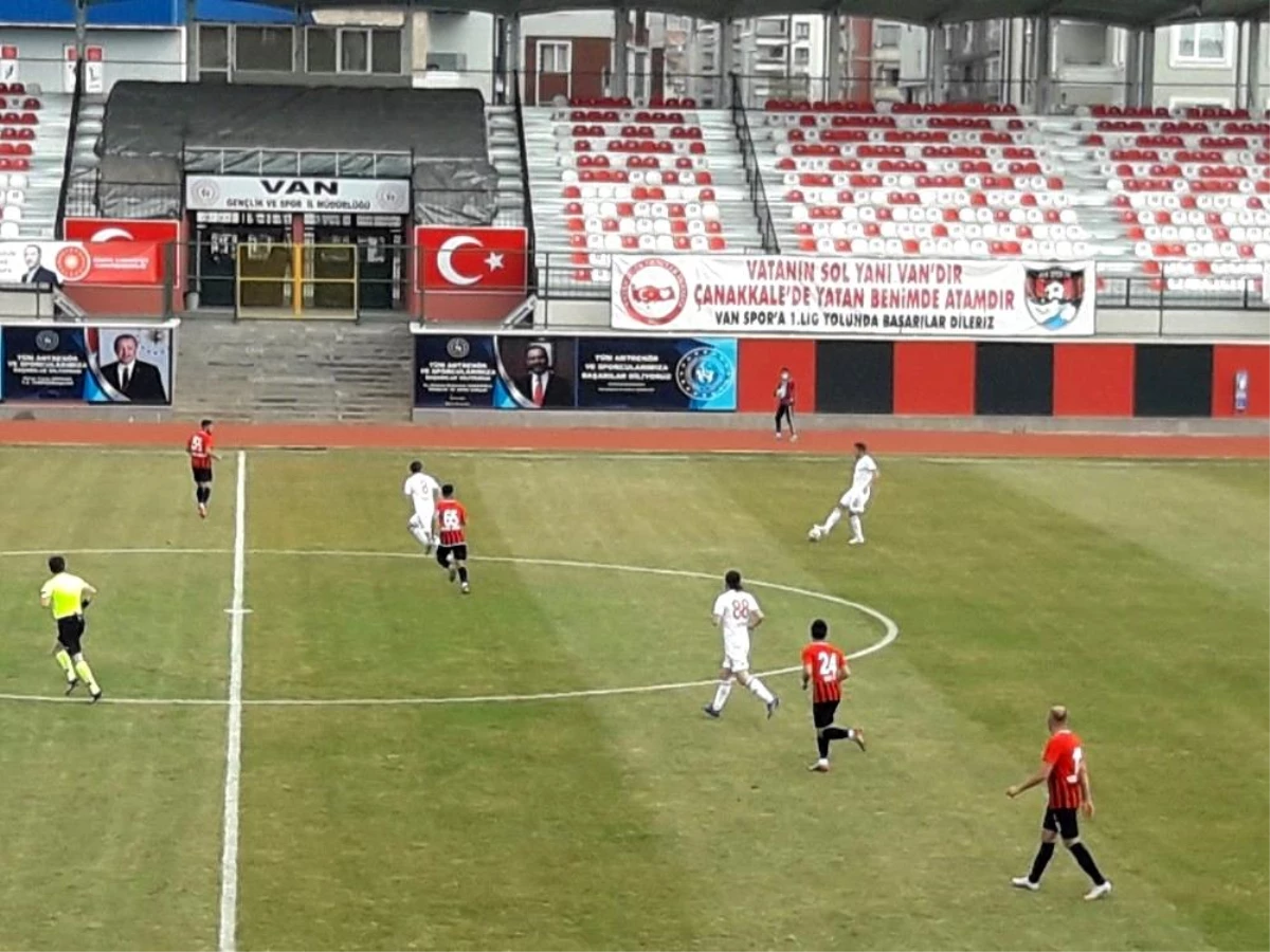 TFF 2. Lig: Vanspor FK: 3 Turgutluspor: 0