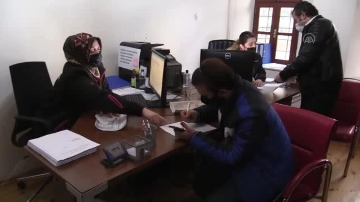 Aksaray Belediyesi Kovid-19 nedeniyle kepenk kapatan esnafa 1000 lira nakit verecek