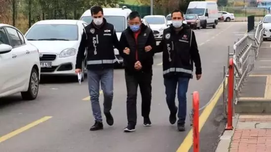 Arkadaşının altınlarını sahtesiyle değiştirip eşine otomobil almış