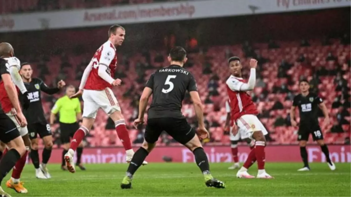 Arsenal, 61 yıl sonra ilk kez evinde üst üste 4 yenilgi aldı