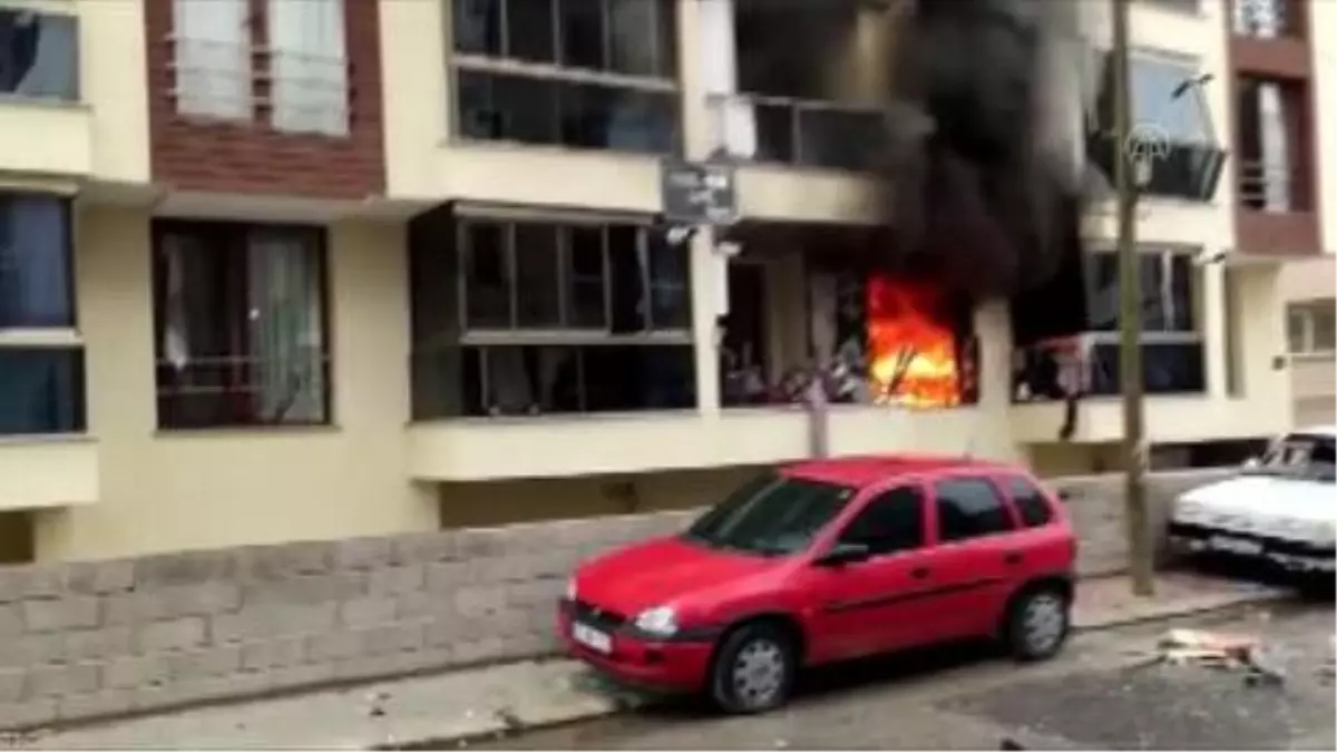 İki farklı evde doğal gaz patlaması meydana geldi (5)