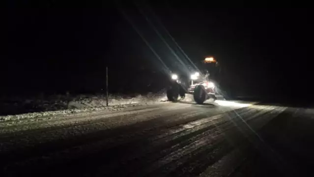 - Konya Antalya karayolunda kar yağışı