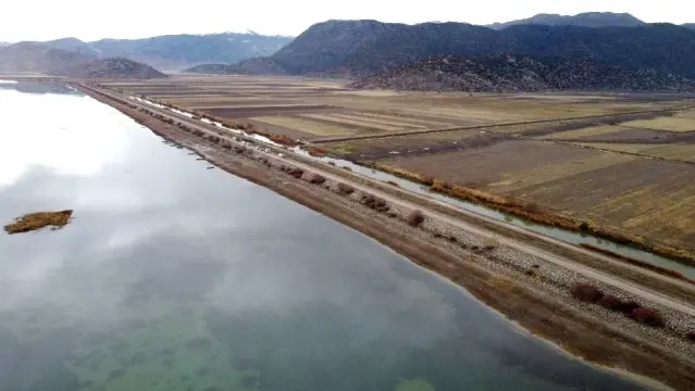 - Konya Antalya karayolunda kar yağışı