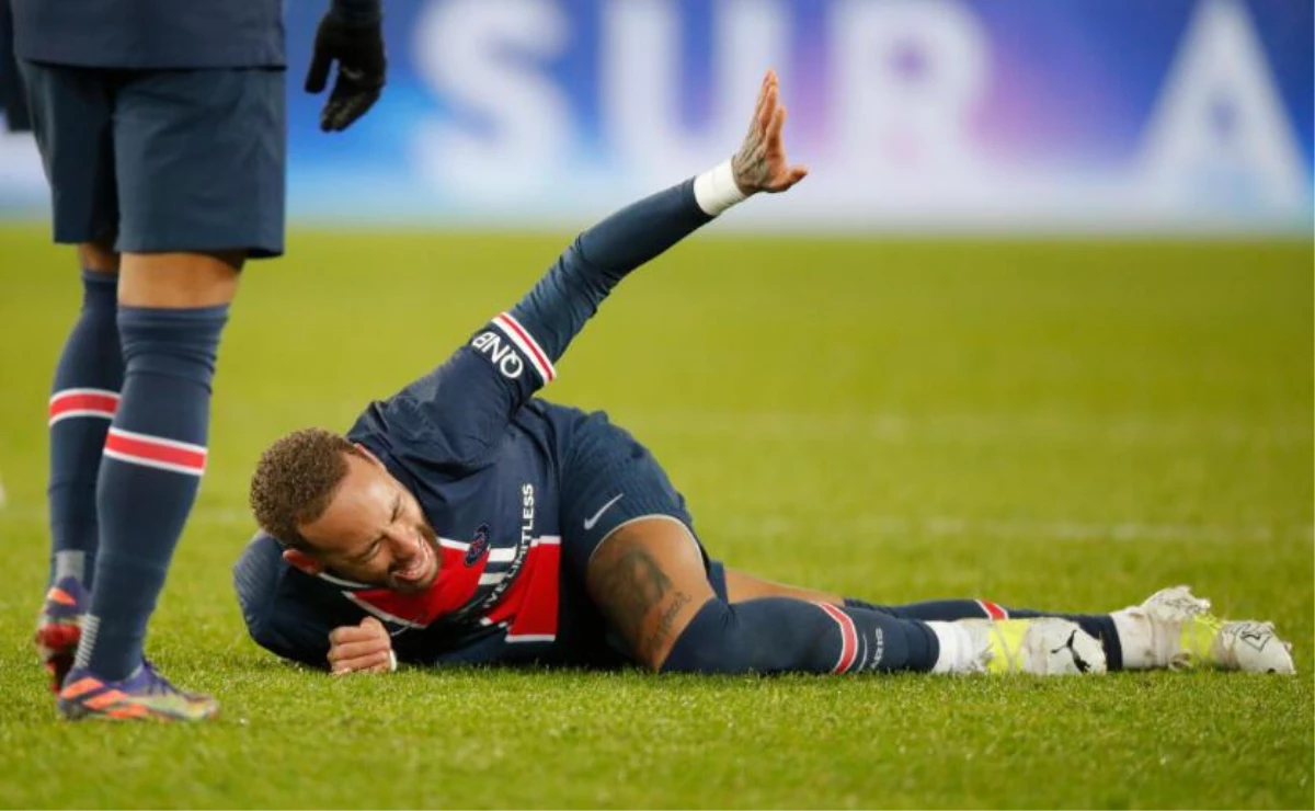 PSG liderliği Lille\'e kaptırdı, Sakatlanan Neymar gözyaşlarıyla sahayı terk etti