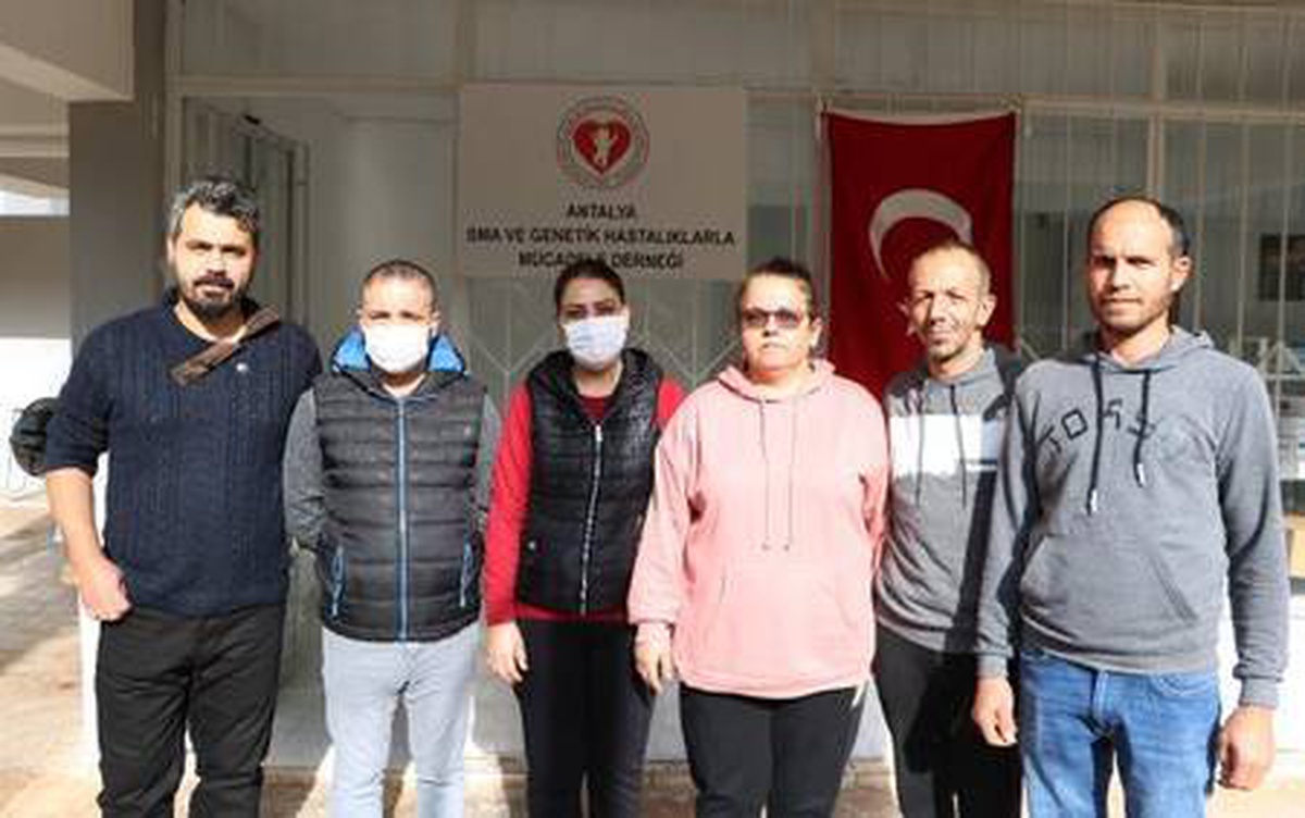 Son dakika haberleri! SMA\'lı çocukların ailelerinden ilaç açıklaması
