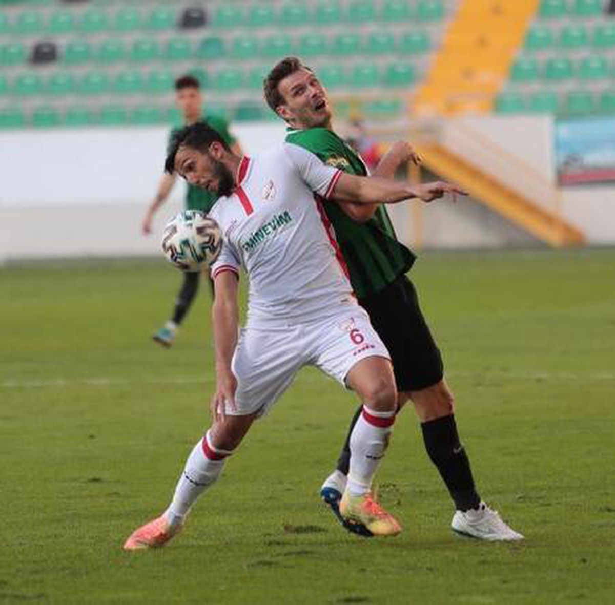 Akhisarspor\'da kopuşlar başladı