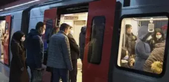 Ankara'da toplu taşıma araçlarında yoğunluk