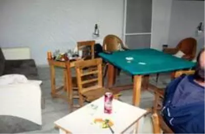 Barakada kumar oynarken yakalanan 13 kişiye 52 bin 650 lira ceza Barakada kumar oynarken yakalanan 13 kişiye 52 bin 650 lira ceza