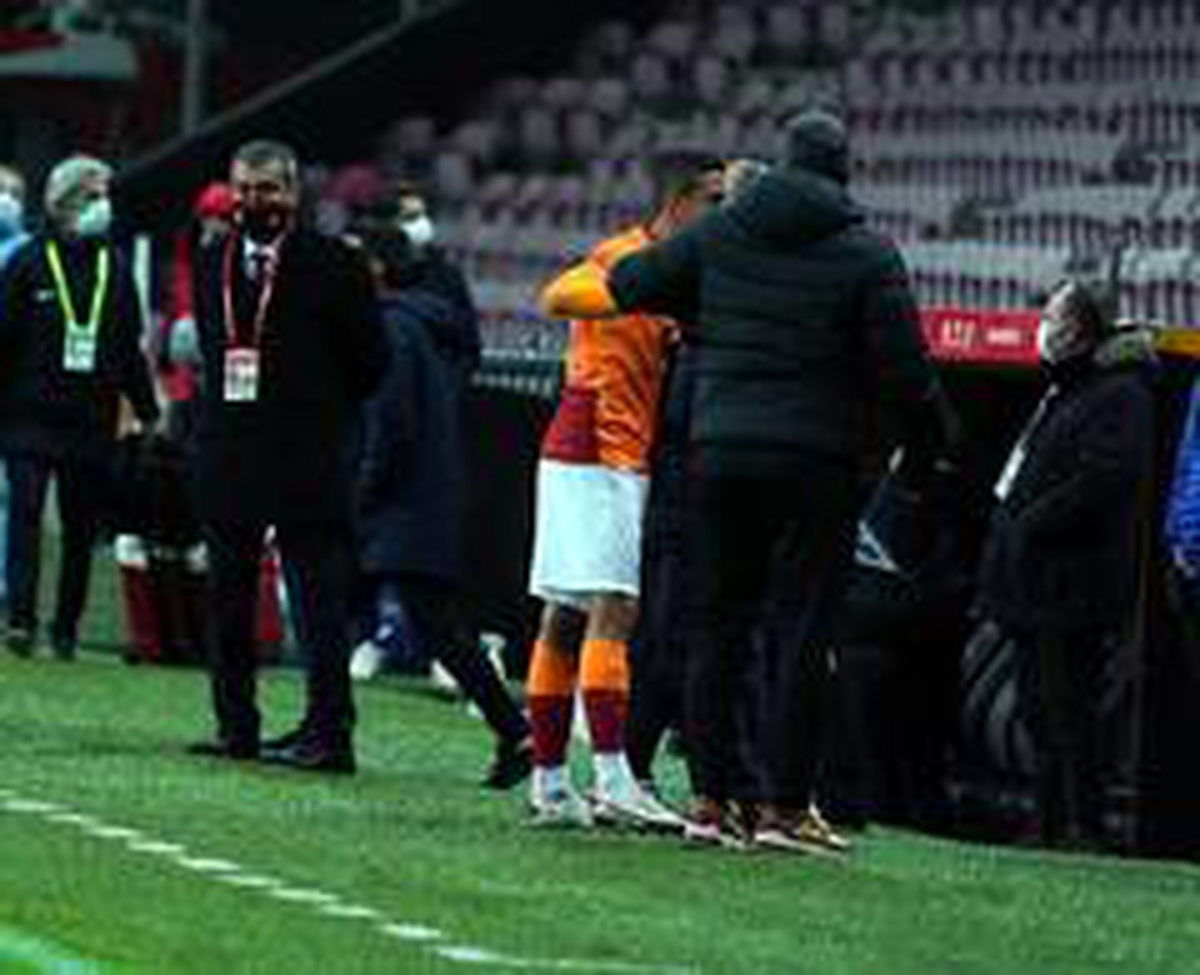 Galatasaray\'ın genç futbolcusu Bartuğ Elmaz\'ın büyük şanssızlığı