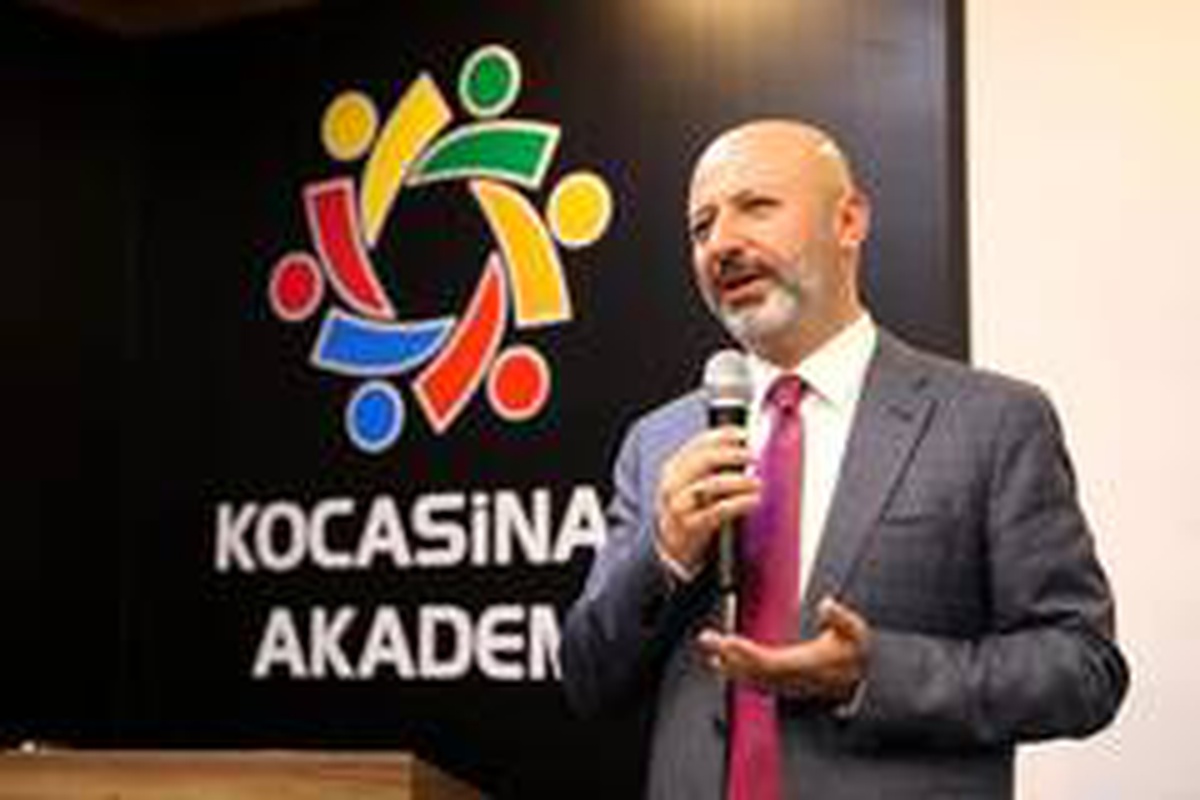 Başkan Çolakbayrakdar, "Yerli ve milli üretimle ekonomiye büyük katkı sağlıyoruz"
