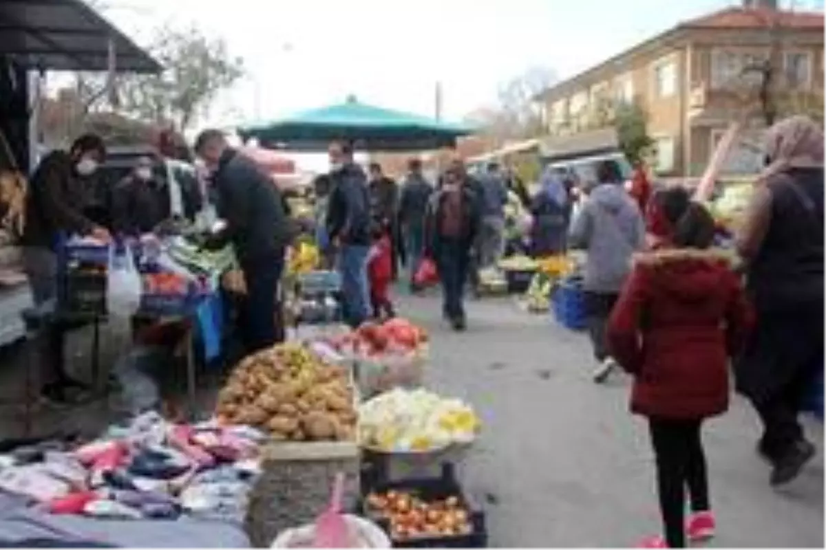 Erzincan\'da kalabalık alanlarda 10 metrekareye 1 kişi olacak şekilde düzenleme