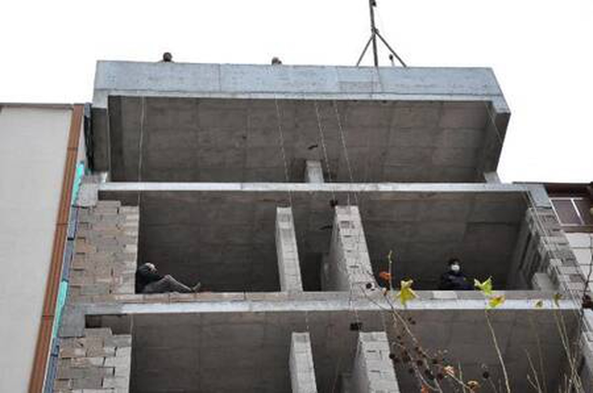 İntihara kalkıştı, \'Yeğenime TIR çarptı, sesimi duyurmak için buraya çıktım\' dedi