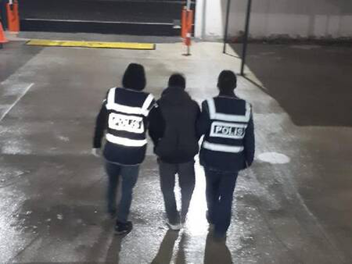 Kahta\'da iş yerinden hırsızlık yapan şüpheli tutuklandı