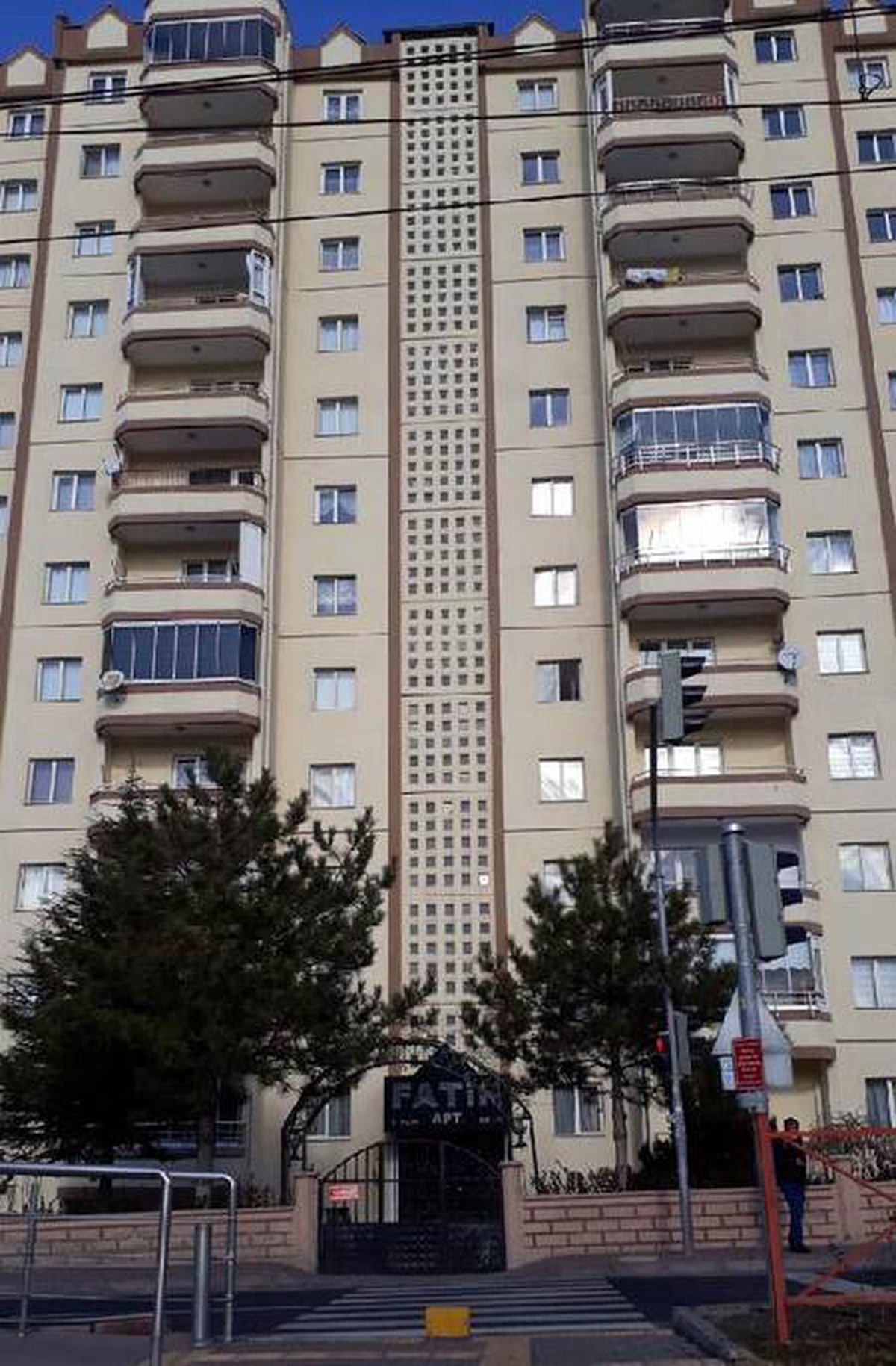 Kayseri\'de apartmana misafir girişi yasaklandı